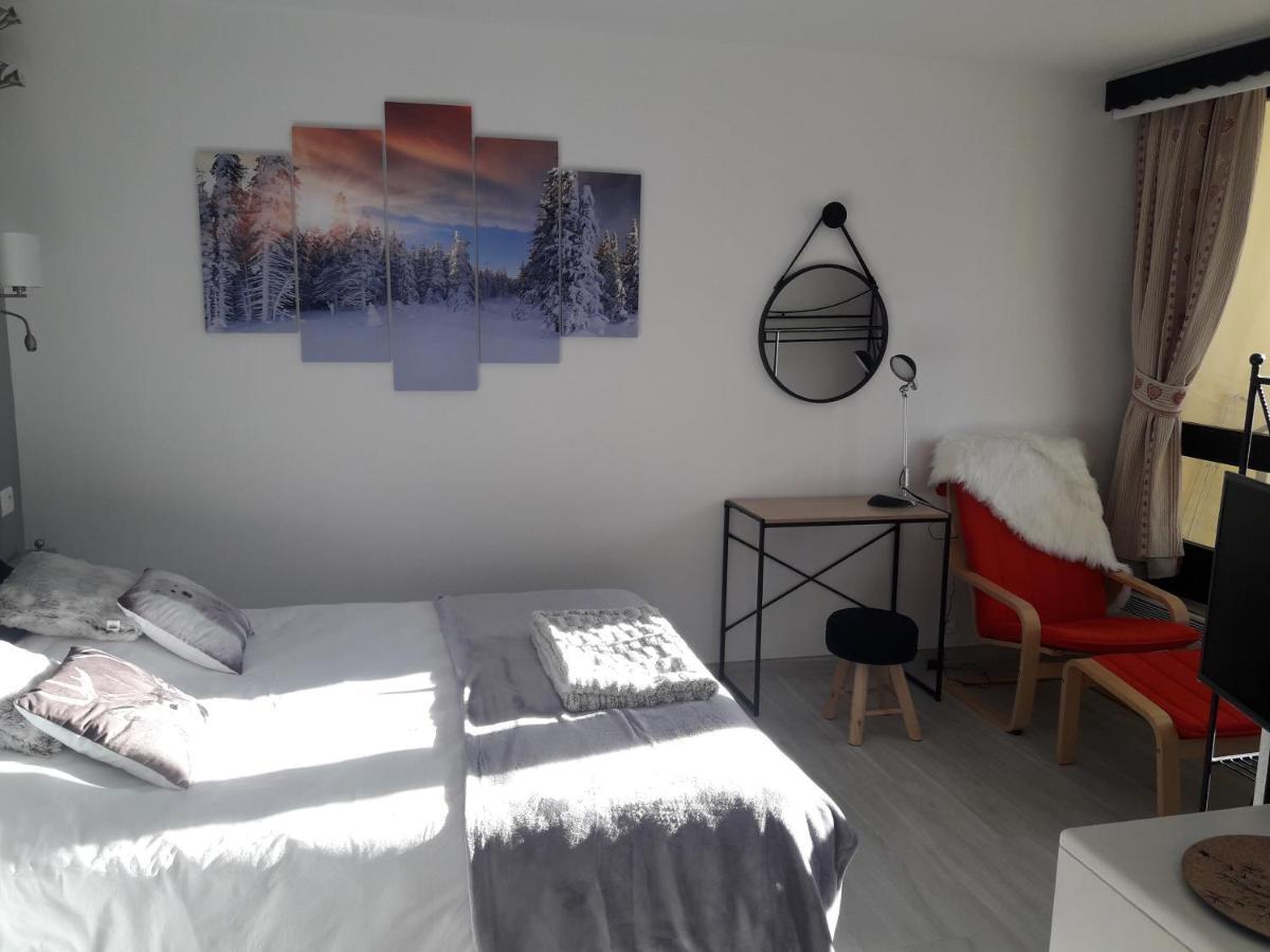 Appartement 4/6 Pers Plein Sud. Front De Neige Isola 2000 Exterior foto